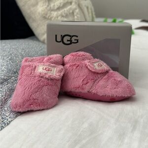Baby pink Uggs